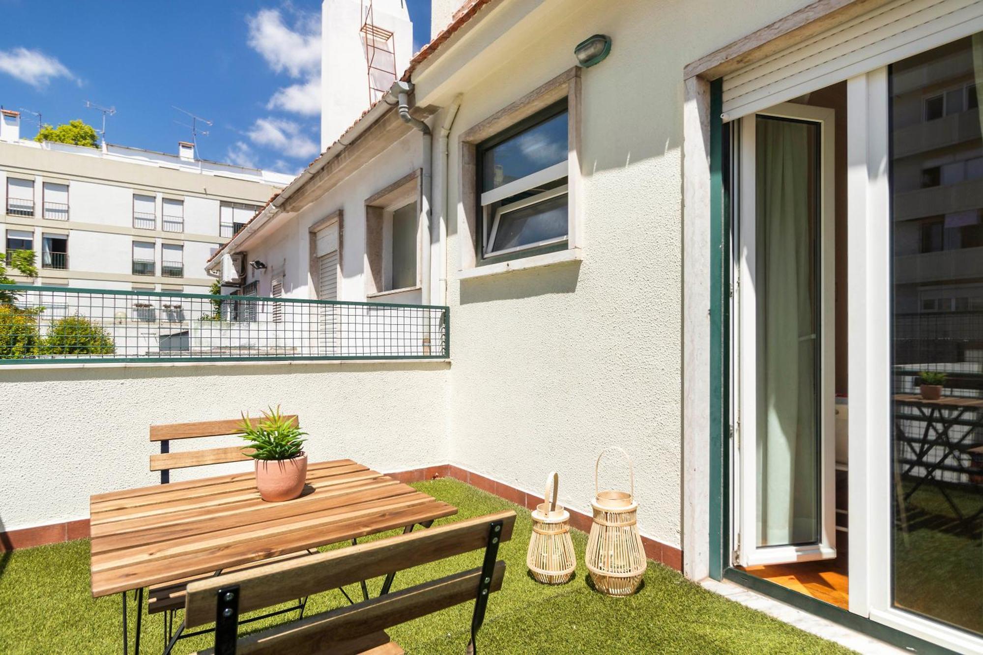 Nesha Guest house